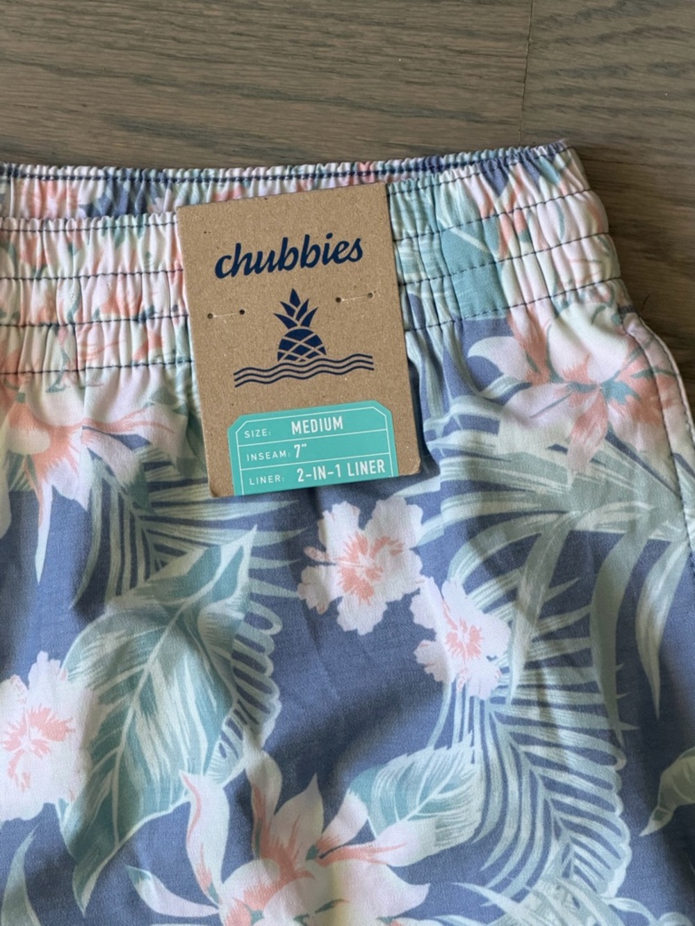 NWT CHUBBIES Tropical Floral Print Swim Trunks Shorts MEN’S MEDIUM M 7” INSEAM - Picture 2 of 8